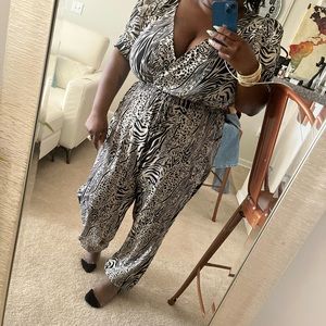 Mixed animal jumpsuit.
